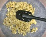 Foto del paso 9 de la receta: Coliflor: cous cous falso con manzana y zanahorias, base de pizza & tortitas con queso fresco