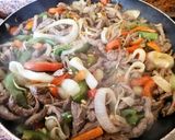 Foto del paso 10 de la receta: Lomo con pimientos al limón