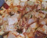 Foto langkah ke 4 dari resep Sundubu Jjigae (Sup Tahu Pedas).