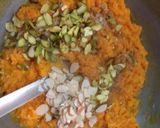 A picture of step 4 of Carrot Halwa or Gajar Halwa.