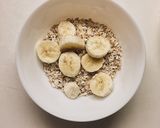 Foto langkah ke 1 dari resep Pisang Kayu Manis Oatmeal.