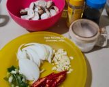Foto langkah ke 1 dari resep Tumis Jamur Merang.