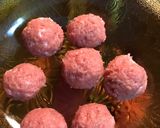 Foto langkah ke 2 dari resep Semur Bola Bola Daging Isi Telur Puyuh.