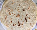 Foto del passaggio 4 della ricetta Piadine acqua, olio e farina