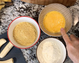 Foto del paso 3 de la receta: 🍌 Banana Milanesa en Freidora de Aire