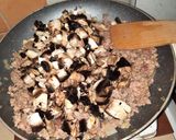 Tejfölös húsos gombás rakottas recept fázis 1 fotója