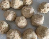Foto del passaggio 2 della ricetta Polpette di ricotta
