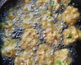 ক্রাঞ্চি ডাল পকোড়া(Crunchy dal pakora recipe in Bengali) রেসিপির ধাপ 4 ছবি