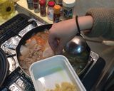 A picture of step 10 of Ton-jiru.