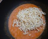 Foto langkah ke 5 dari resep Creamy Pink Pasta Low Budget ala Mie Pipih by : Jesslyn Orlane.