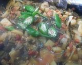 A picture of step 5 of Hari pyaz Aloo !.