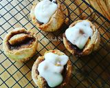A picture of step 5 of Pumpkin Cinnamon Roll.