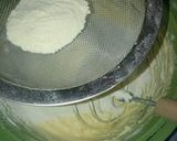 Foto langkah ke 3 dari resep Lekker Holand tanpa Mixer.