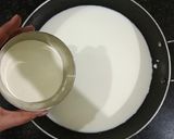 A picture of step 1 of Strawberry Ice Cream.