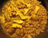 Foto del paso 3 de la receta: Chuleta picada salteado con alcachofas y setas