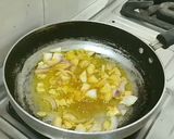 A picture of step 2 of Schewan Maggie.