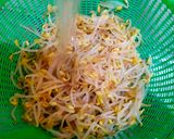 Foto langkah ke 2 dari resep Kongnamul Muchim (Korean Bean Sprout).