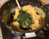 Une image de l'étape 6 de Boulettes de polenta au persil, jambon et parmesan sauce tomates et carottes.