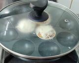 A picture of step 4 of Katori pizza.