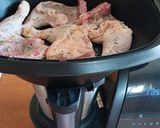 Foto del passaggio 2 della ricetta Pollo alla cacciatora