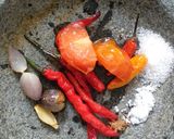 Foto langkah ke 1 dari resep Sambel terasi tomat matang.