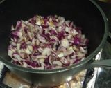 A picture of step 3 of Onion soup.