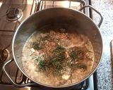 Foto del paso 3 de la receta: Pollo al romero con vino blanco