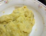 A picture of step 3 of Plantain French toast.
