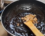 A picture of step 5 of Walnut crunchies cooking with California walnuts.