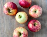 Une image de l'étape 2 de Crumble de pommes à la noisette.