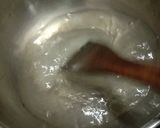 A picture of step 2 of Karachi Halwa.