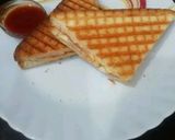 A picture of step 5 of Vegetables Grilled Sandwich with Cheese Spread.