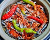 Hình bước làm 3 của món CÁ cơm than kho dưa môn