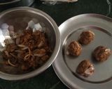 A picture of step 5 of Pyaaz Kachori.