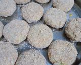 व्हेज कटलेट (Veg cutlet recipe in marathi) रेसिपी स्टेप 5 फोटो 