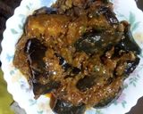 A picture of step 8 of Achaari Baingan.