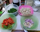 Foto langkah ke 1 dari resep Oseng Leunca Bakso.