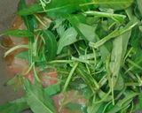 Foto langkah ke 4 dari resep Tumis kangkung dan cecek.