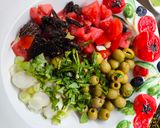 Balela: mediterrán csicseriborsó saláta grill kolbásszal recept fázis 2 fotója