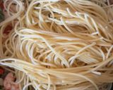 Foto langkah ke 5 dari resep Spaghetti Udang Sambel Matah.