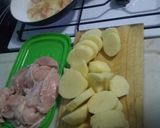 Foto del paso 1 de la receta: Pechuga con papas y arroz