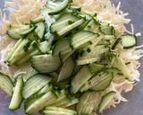 Uborkás káposztasaláta recept fázis 1 fotója