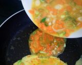 Foto langkah ke 4 dari resep Rolled omelet.