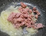 Foto del passaggio 3 della ricetta Spaghetti al limone con tonno e cipolla