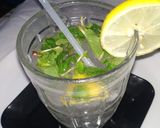 A picture of step 4 of Mojito lemon mint mocktail.
