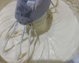 Foto langkah ke 2 dari resep Bolu Kukus Marmer.
