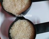 A picture of step 1 of Vegetable Pulao.