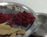 A picture of step 3 of Sirkewali Pyaaz (Pickled Onions).