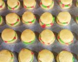 Foto langkah ke 4 dari resep 786. Fancy Nastar (Nastar Burger).