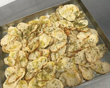 Foto del paso 1 de la receta: Láminas de pan tostado